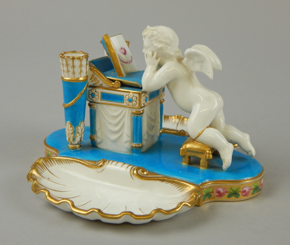 Appraisal: A late thC Minton inkwell of classical design centred by