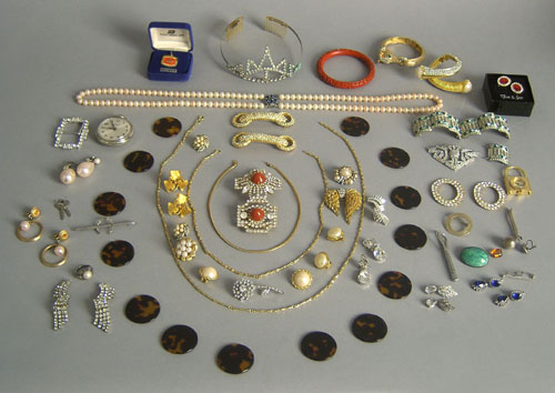 Appraisal: Costume jewelry including rhinestone pieces earrings necklaces bracelets etc including