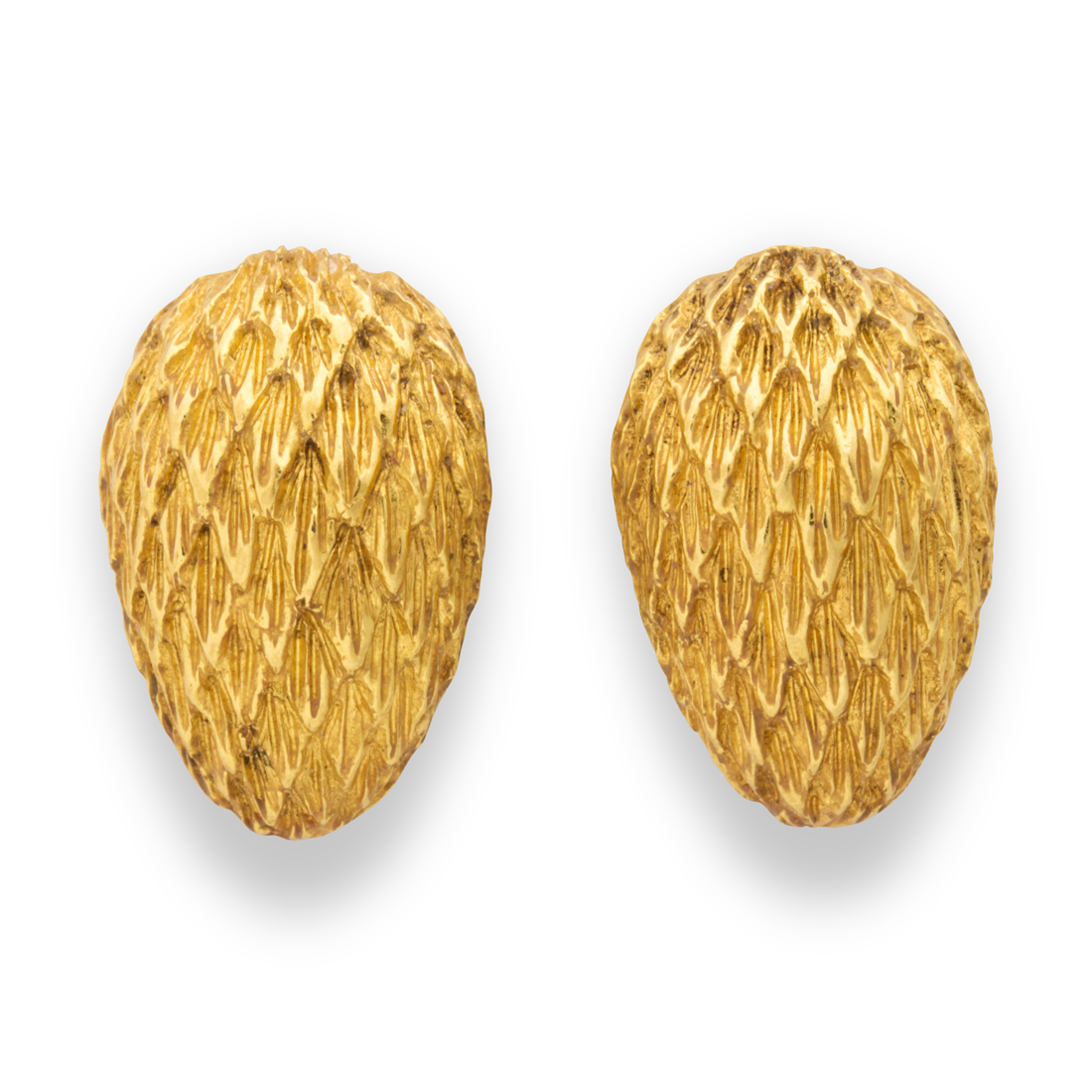 Appraisal: A PAIR OF EIGHTEEN KARAT GOLD EARRINGS A pair of