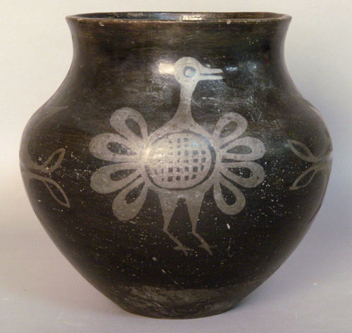 Appraisal: Southwestern blackware olla h