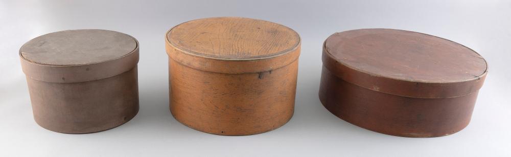 Appraisal: THREE LIDDED DRY MEASURES NEW ENGLAND TH CENTURYTHREE LIDDED DRY