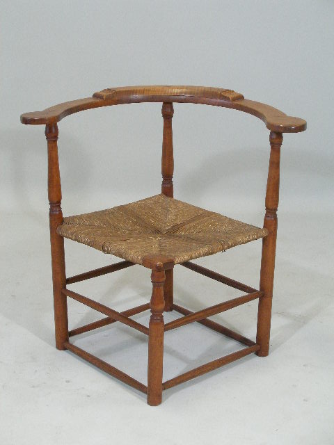 Appraisal: Country Corner Chair New England Early th c tiger maple