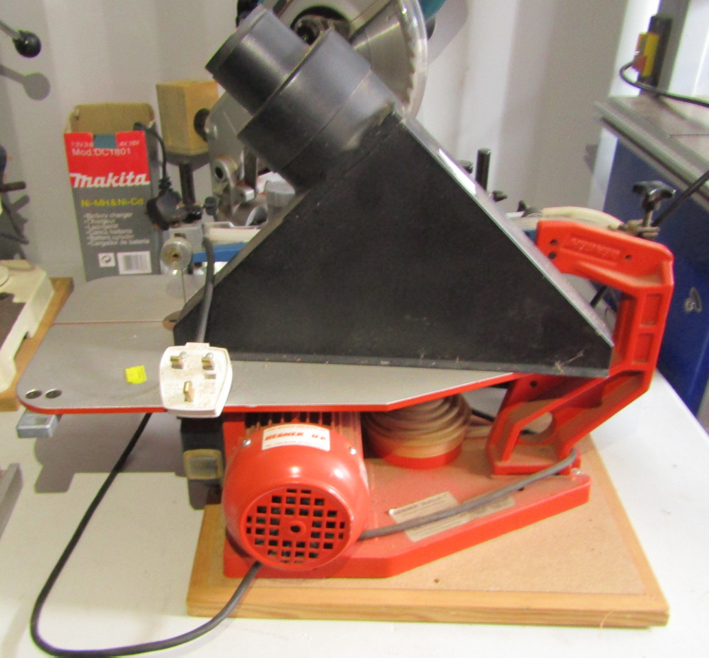 Appraisal: A Hegner Multi-Cut scroll saw