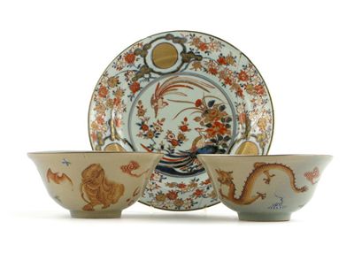 Appraisal: A pair of Chinese polychrome bowls brightly enamelled with dragons