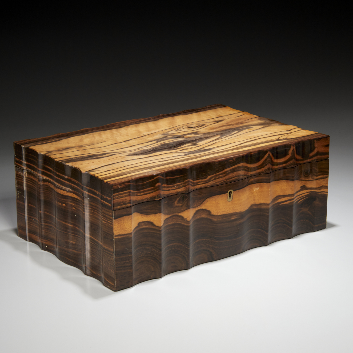 Appraisal: NICE MACASSAR EBONY CIGAR HUMIDOR th c macassar veneer cedar