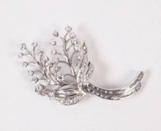 Appraisal: PLATINUM AND DIAMOND FLORAL SPRAY FORMED PIN HAVING CTW DIAMONDS