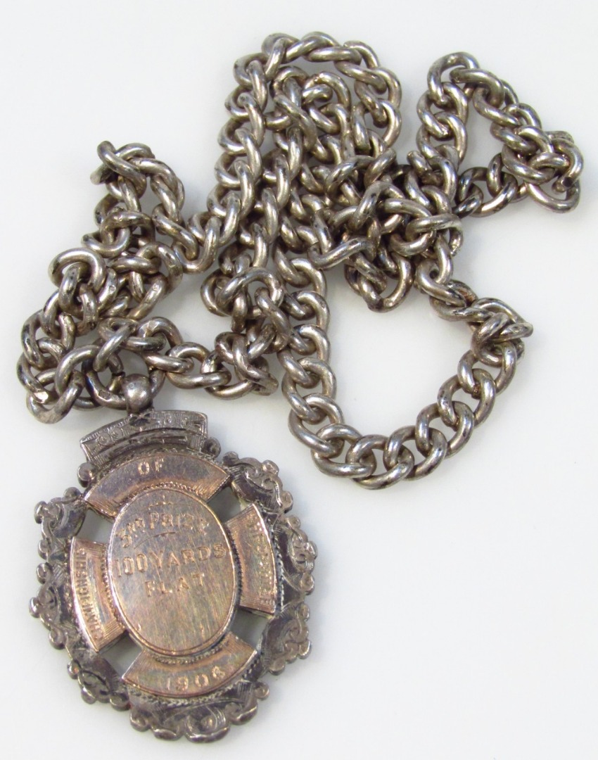 Appraisal: A silver Albert watch chain with heavy uniform links cm