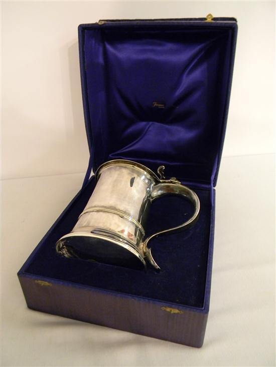 Appraisal: George III silver tankard hallmarked London makers mark indistinct but