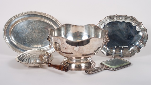 Appraisal: Thirteen assorted silver-plated table articles including gallery tray small oval