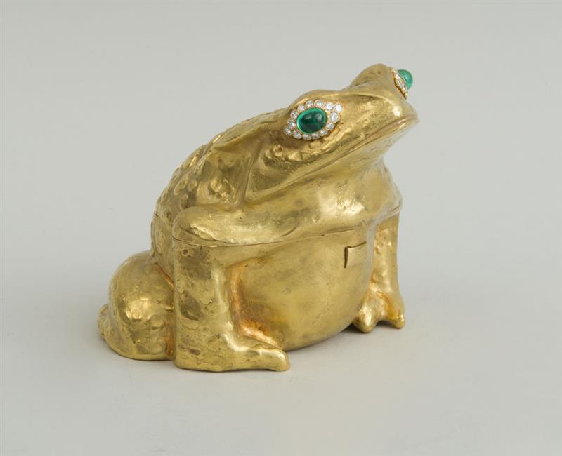 Appraisal: DAVID WEBB K GOLD DIAMOND AND EMERALD FROG-FORM BOX Signed