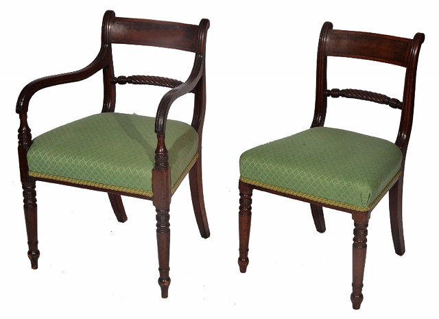 Appraisal: A SET OF SIX REGENCY MAHOGANY DINING CHAIRS one carver