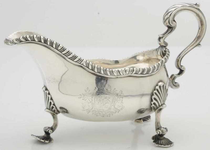 Appraisal: An English Silver Gravy or Sauce Boat Daniel Smith Robert