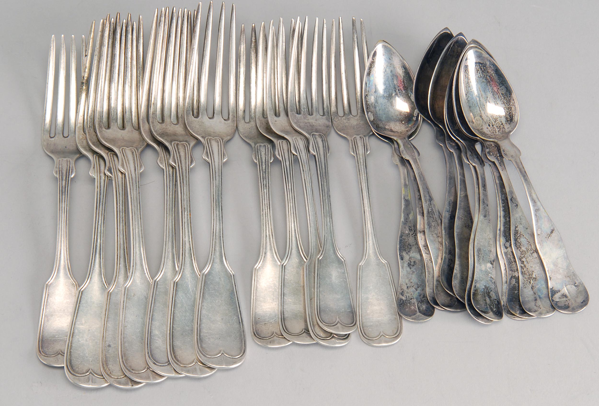 Appraisal: TWENTY-THREE PIECES OF AMERICAN SILVER By various makers Includes six