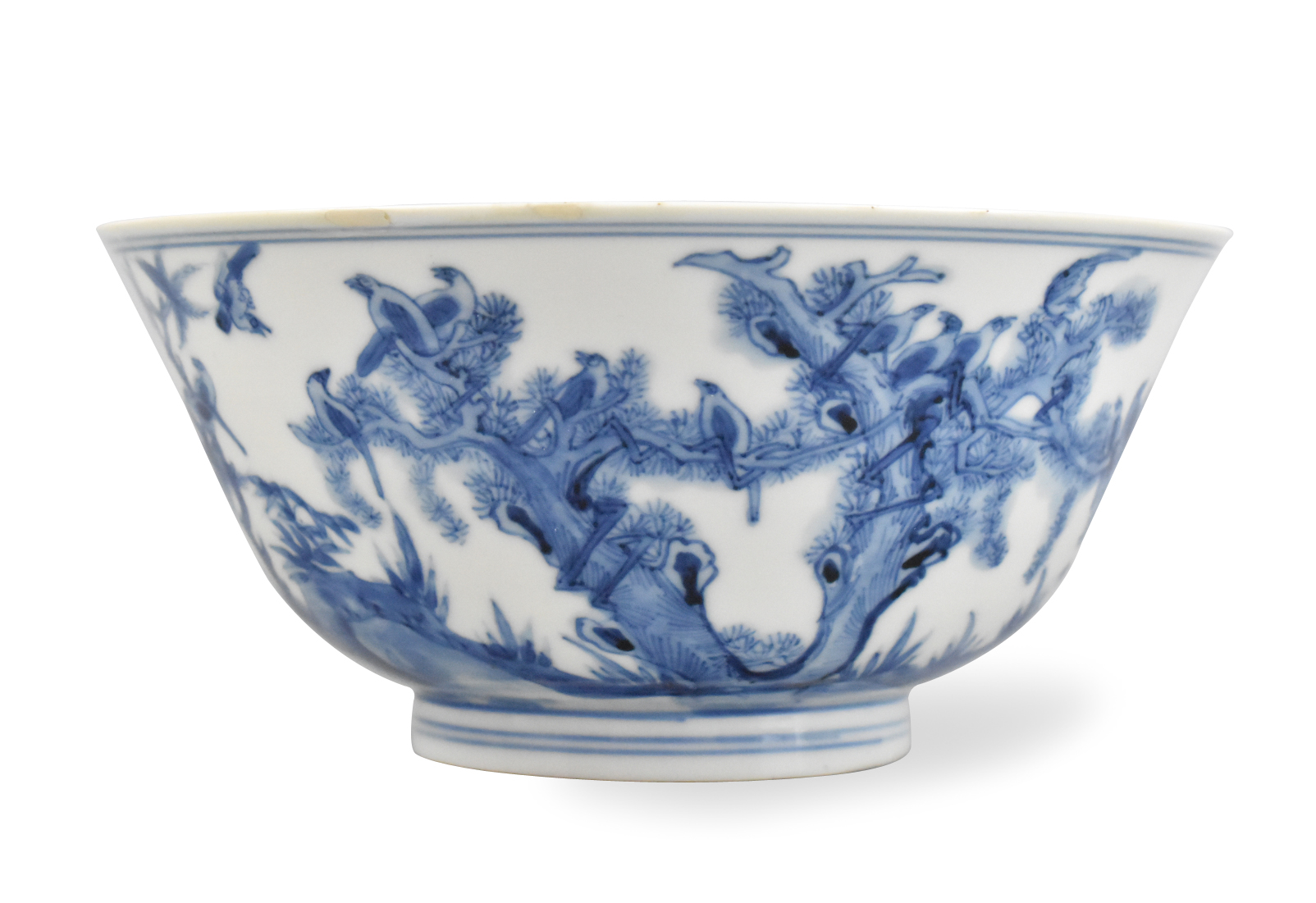 Appraisal: A Chinese blue and white bowl with birds and stars