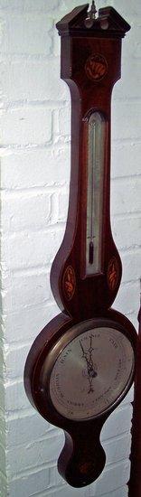 Appraisal: A th Century banjo shaped barometer in a mahogany and