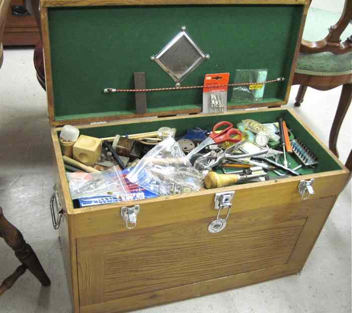 Appraisal: WATCHMAKER'S OAK TOOL CHEST WITH CONTENTS The chest has a