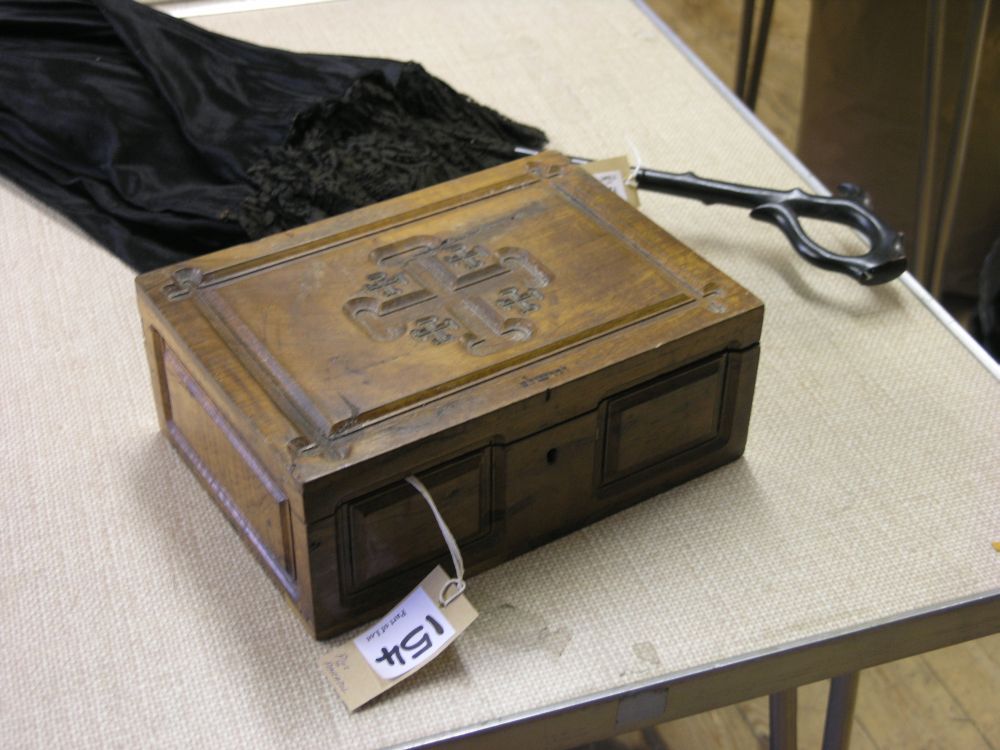 Appraisal: A th century olive wood box carved with a crucifix