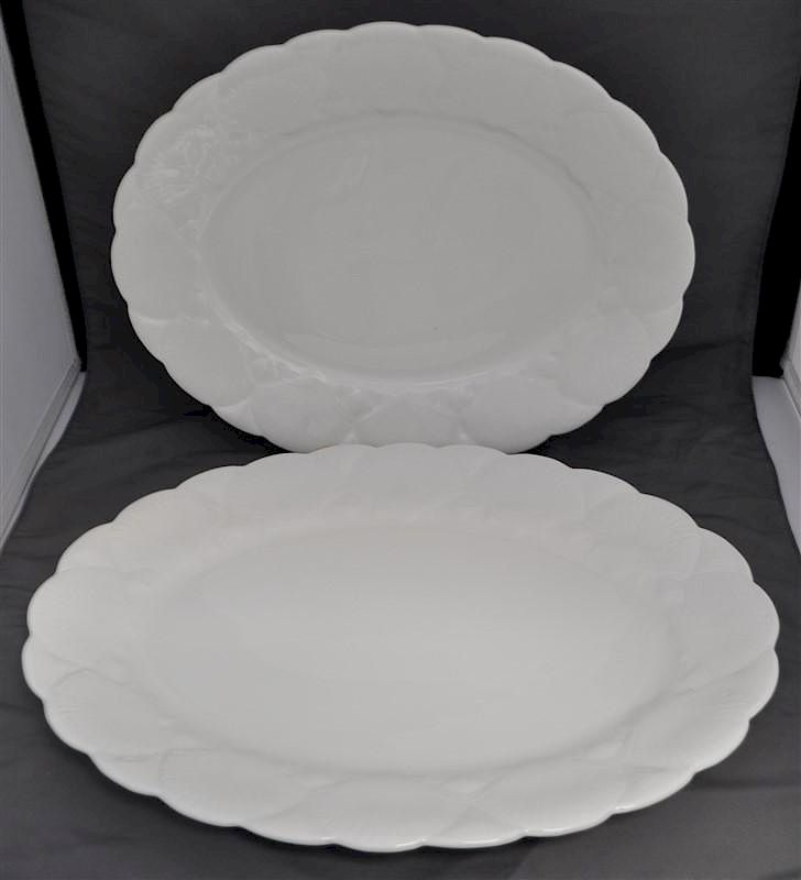 Appraisal: LARGE WEDGWOOD OCEANSIDE SERVING PLATTERS Large Wedgwood Oceanside Serving Platters