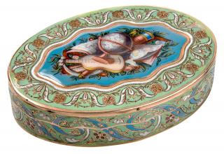 Appraisal: A CONTINENTAL ROSE GOLD AND ENAMEL SNUFF BOX TH CENTURY