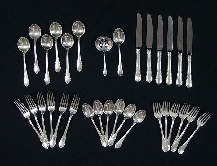 Appraisal: LUNT MODERN VICTORIAN STERLING FLATWARE SET Setting for with approx