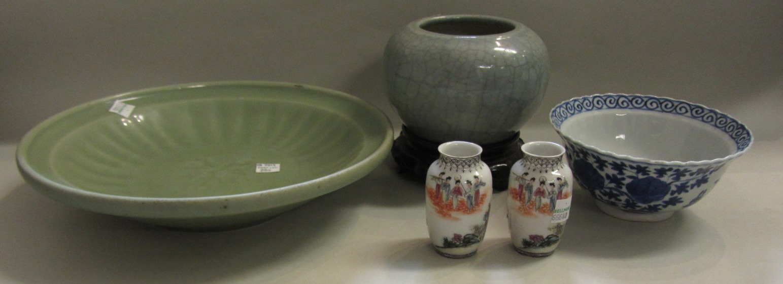 Appraisal: A group of Chinese porcelain various dates comprising a small