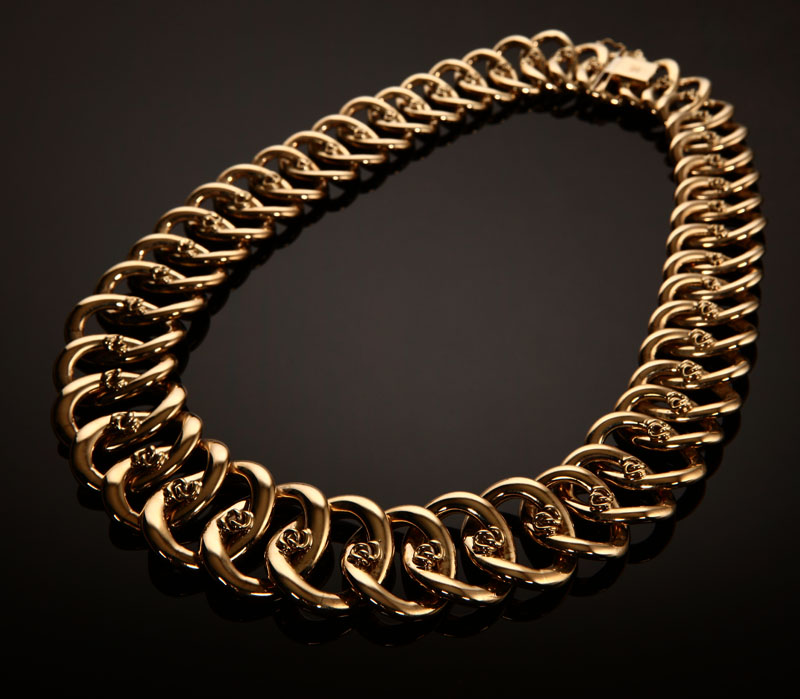 Appraisal: An Italian K yellow gold collar necklace Designed with graduating