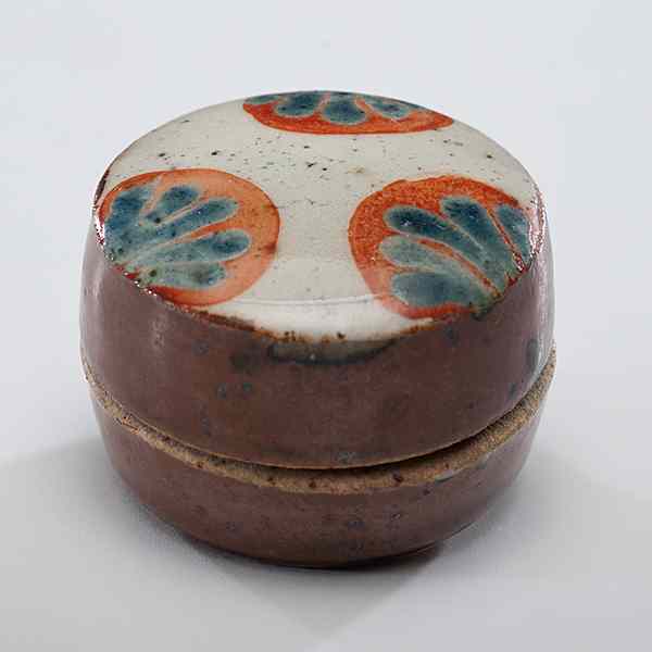 Appraisal: John Maltby England Miniature Box Imari Stoneware ht dia in