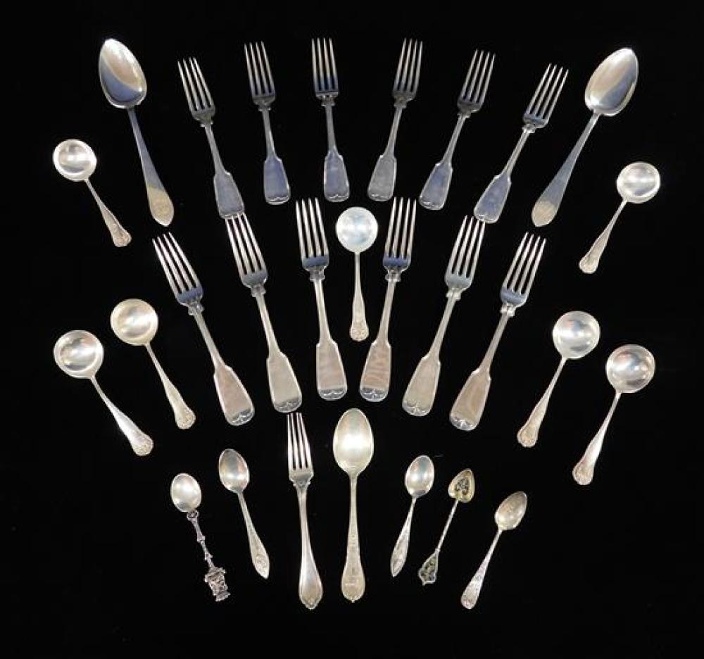 Appraisal: SILVER Sterling flatware and silverware various makers twenty-eight pieces two