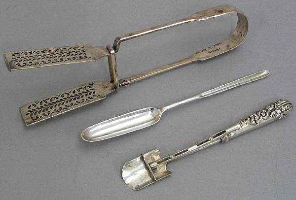 Appraisal: A group of English silver flatware th century Comprising Fiddle