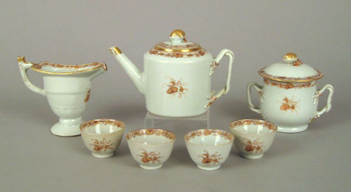 Appraisal: Chinese export miniature tea service th c to include a