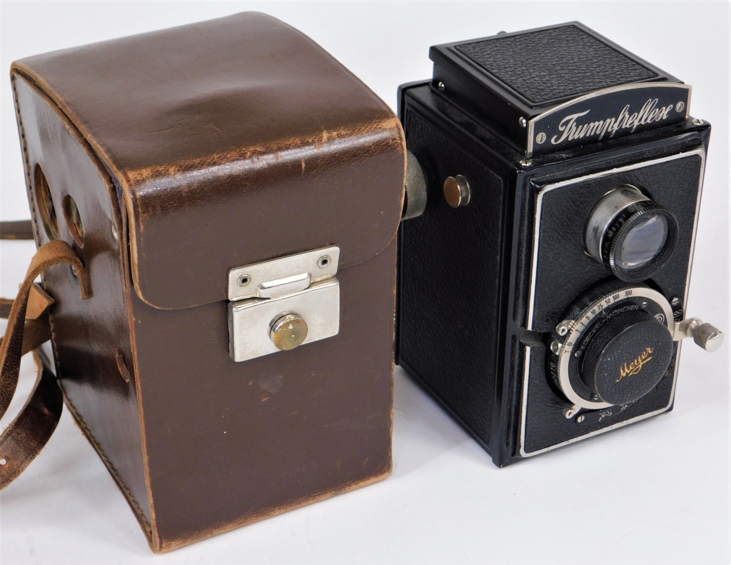 Appraisal: RICHTER RW TRUMPFREFLEX TLR CAMERA Richter RW Trumpfreflex TLR camera