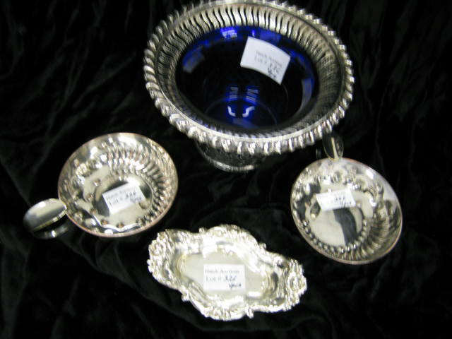 Appraisal: Pcs Estate Silver sterling nut dish silverplate vase with cobalt