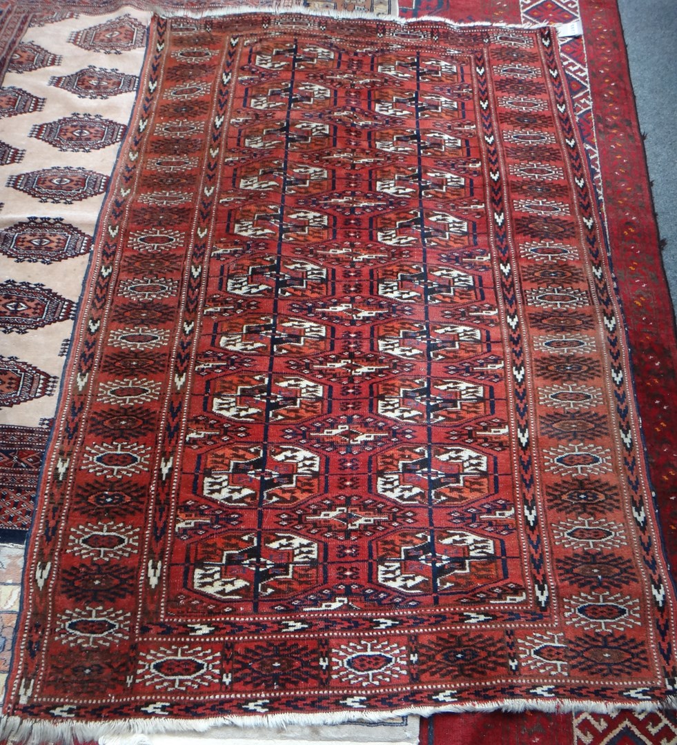 Appraisal: A pair of Isfahan rugs Persian each with a black