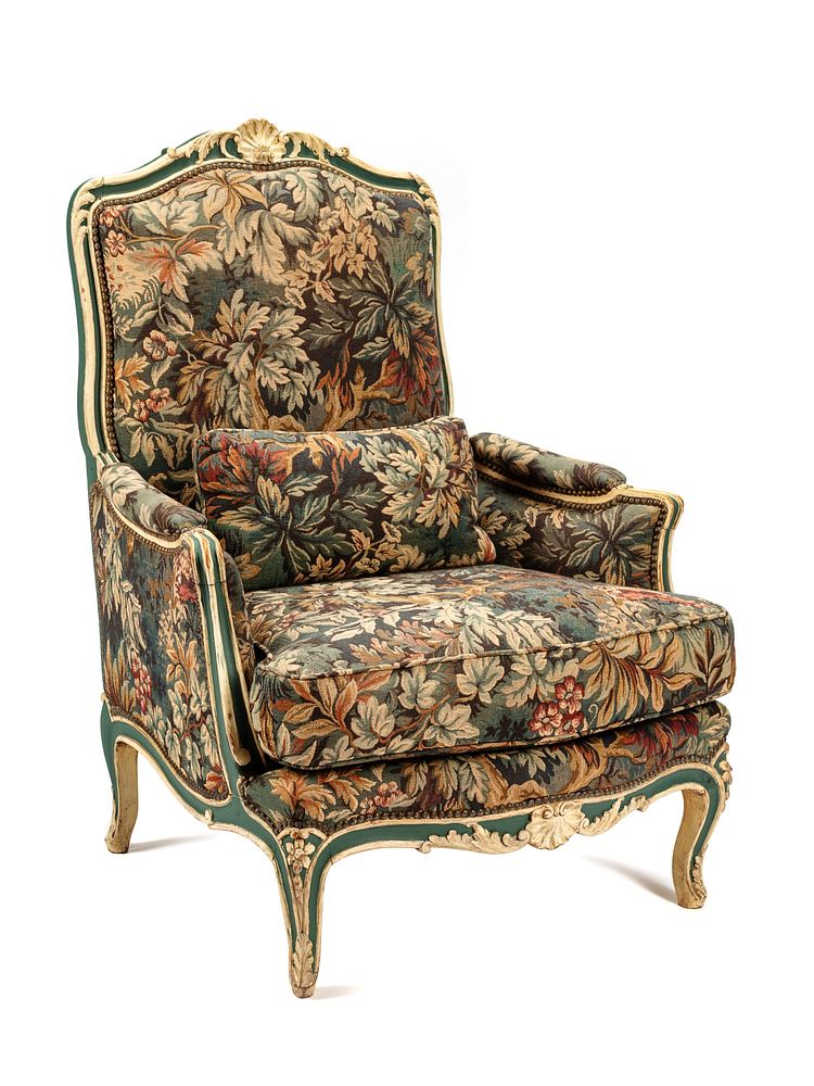 Appraisal: A Louis XV Painted Bergere A Louis XV Painted Bergere