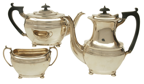 Appraisal: A THREE PIECE STERLING SILVER TEA AND COFFEE SERVICE Sheffield