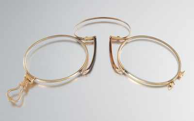 Appraisal: K Gold Pince-Nez With Tortoise Shell Grips Marked k gold