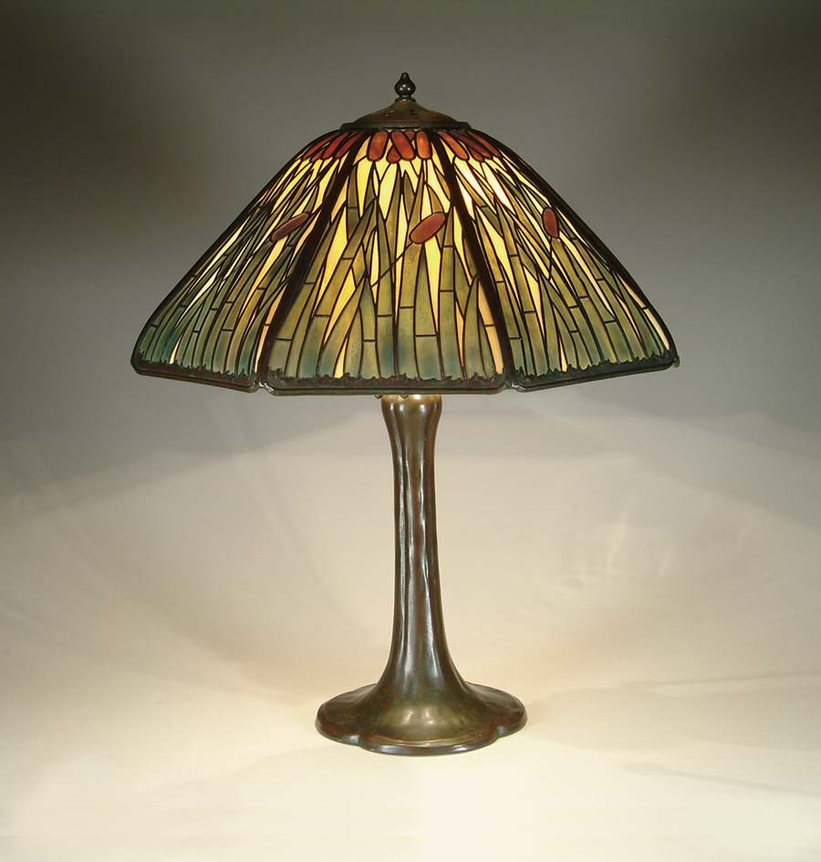 Appraisal: HANDEL CATTAIL TABLE LAMP Octagonal shaped shade is nicely decorated