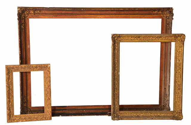 Appraisal: AN OLD GILT PICTURE FRAME with moulded gesso decorations together