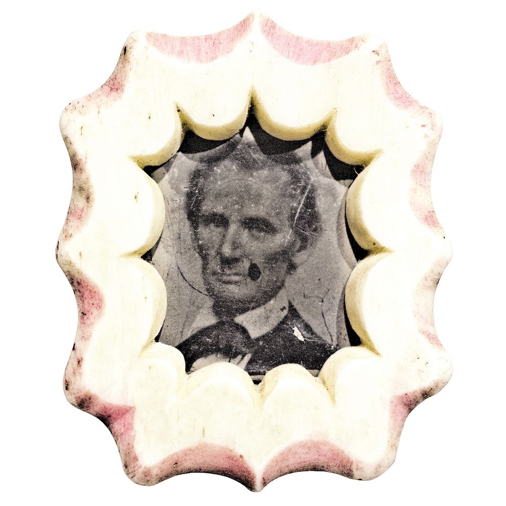 Appraisal: Presidential Campaign Abraham Lincoln Tintype Photograph Pinback Badge Political Beardless