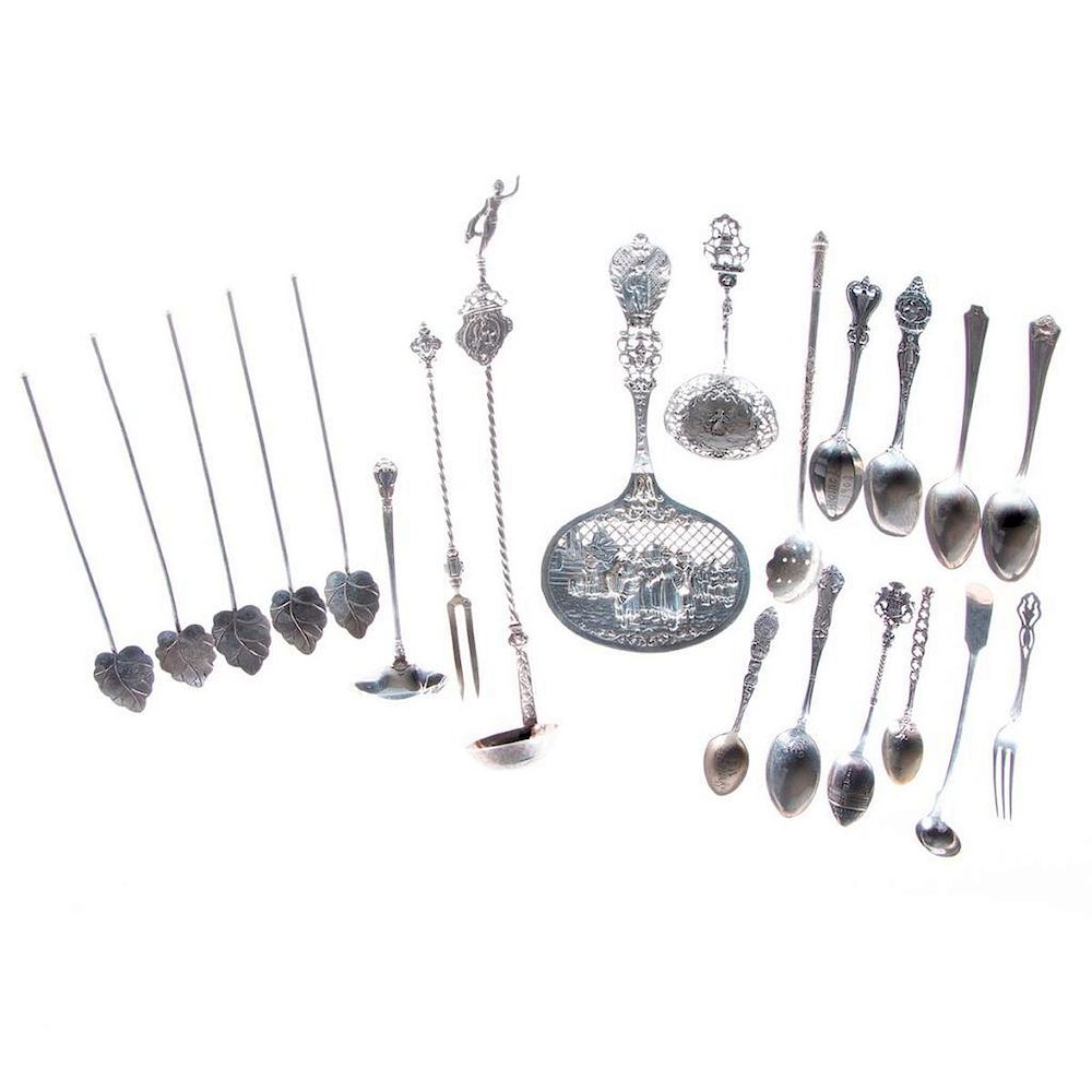 Appraisal: Collection of sterling silver serving implements including Gorham Marshall Fields