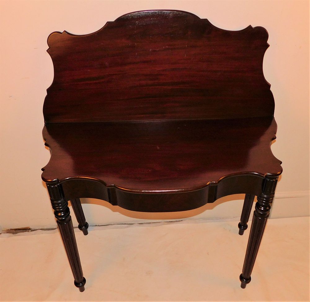 Appraisal: FEDERAL MAHOGANY CARD TABLE Fine Federal period mahogany card table