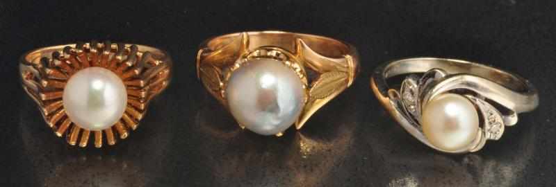 Appraisal: Lot of Y Gold Pearl Rings Description Includes one K