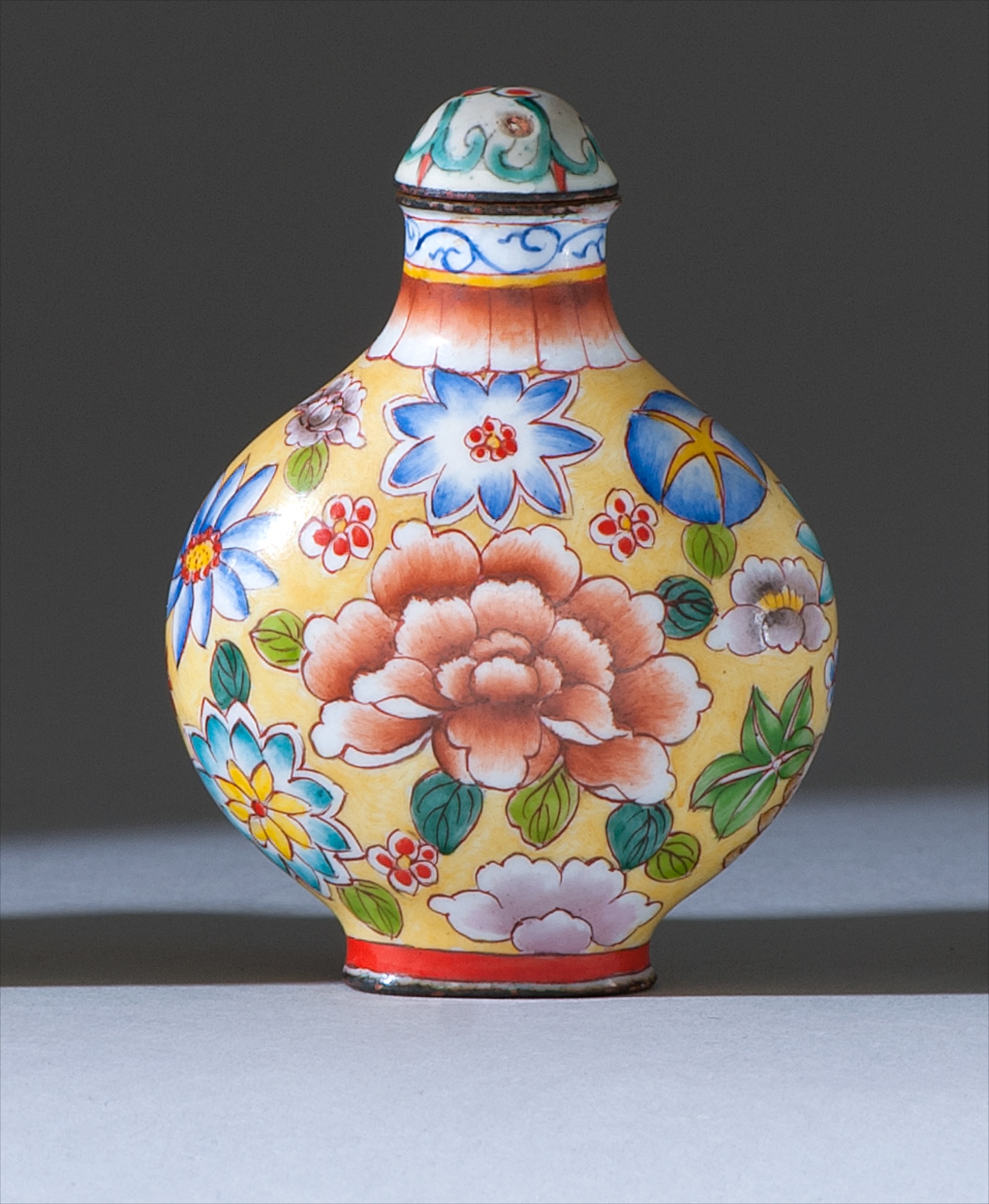 Appraisal: PAINTED ENAMEL SNUFF BOTTLE th CenturyIn pear shape with floral