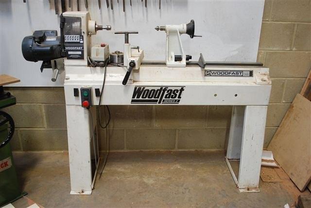 Appraisal: A WOODFAST SERIES WOODTURNER'S LATHE model C with a throw