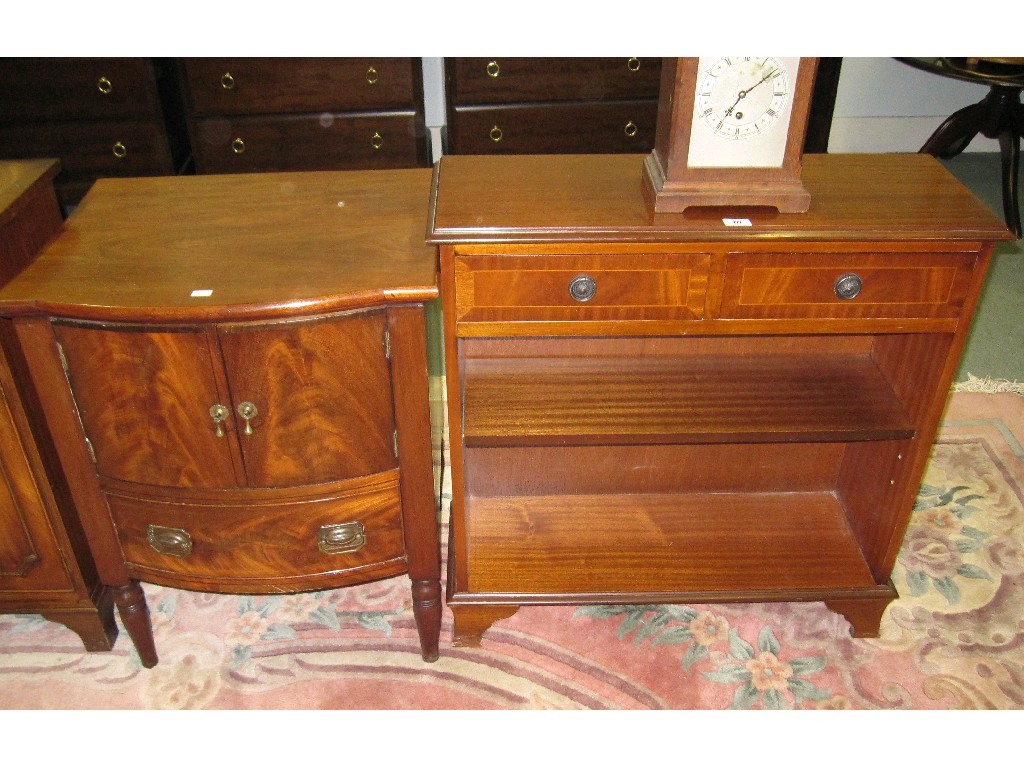 Appraisal: Lot comprising reproduction bookcase and a lift-top cabinet