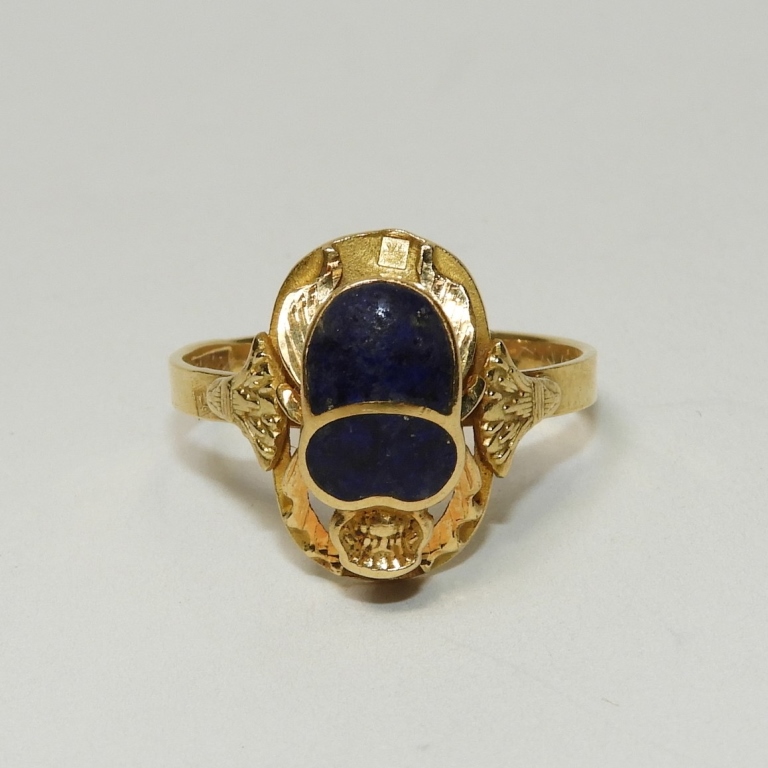 Appraisal: FINE EGYPTIAN K GOLD LAPIS LAZULI SCARAB RING Egypt th