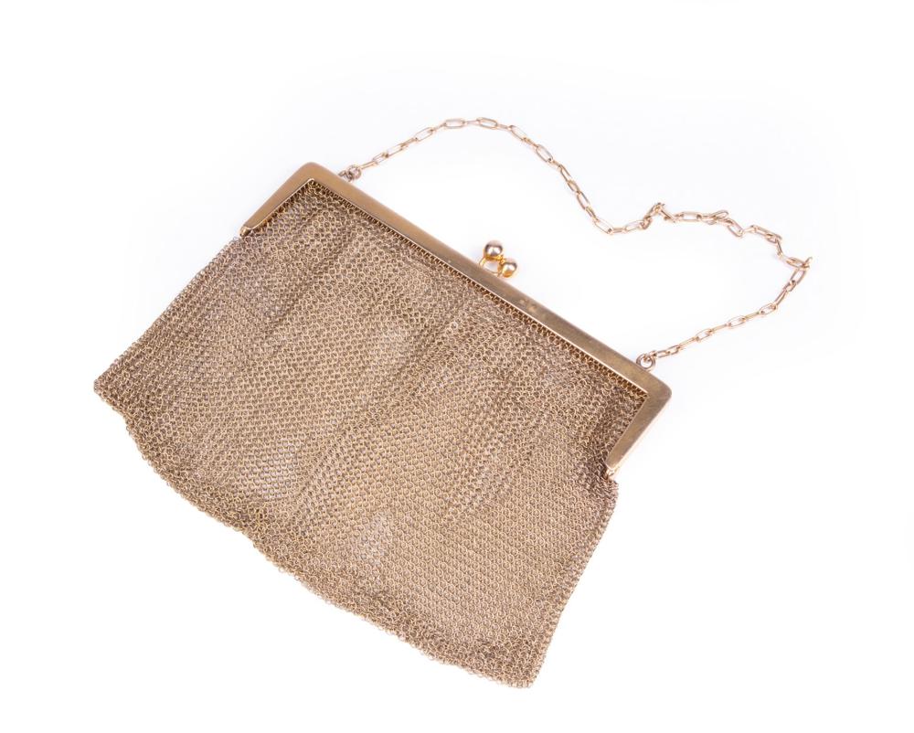 Appraisal: KT YELLOW GOLD MESH EVENING BAG kt Yellow Gold Mesh