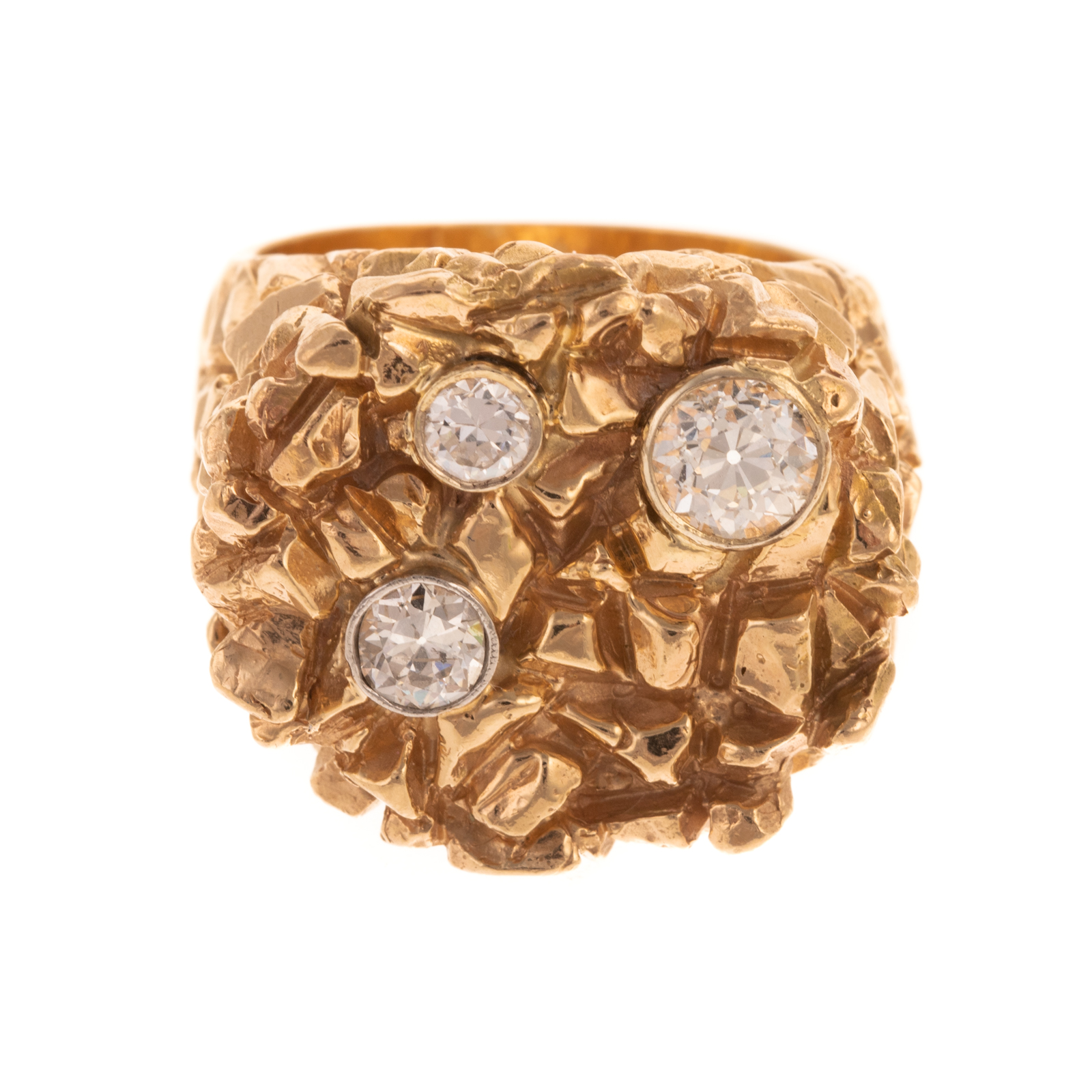 Appraisal: A THREE-DIAMOND NUGGET RING IN K K yellow gold nugget