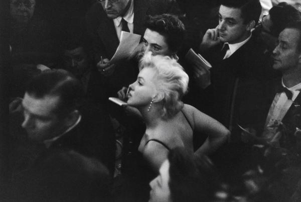 Appraisal: EVE ARNOLD AMERICAN - Press Meeting at the Ritz for