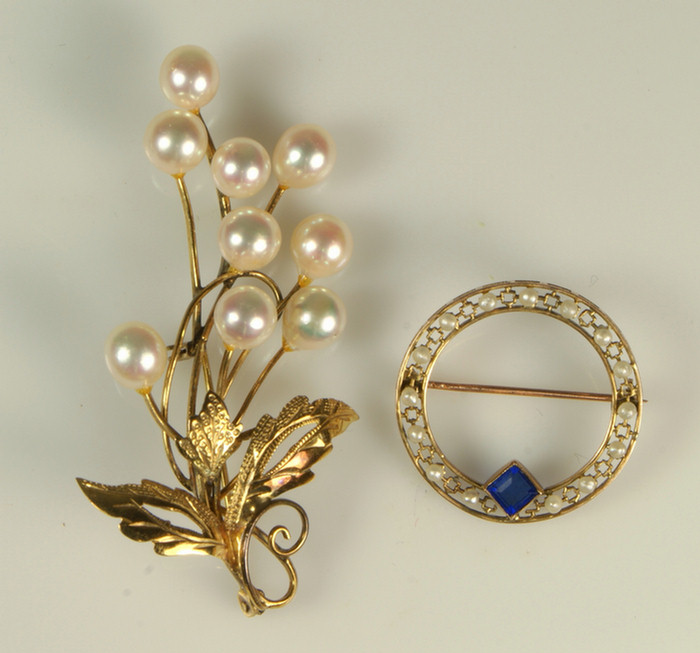 Appraisal: K YG pearl floral spray pin with K YG circle